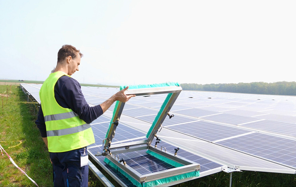 Gal-In Cleaning for PEG solar power plants